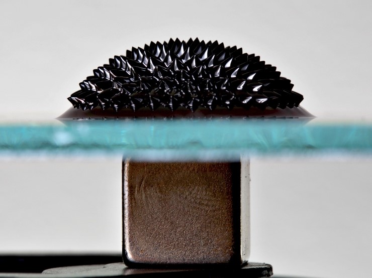 자성유체 (액체자석, Ferrofluid) : 네이버 블로그