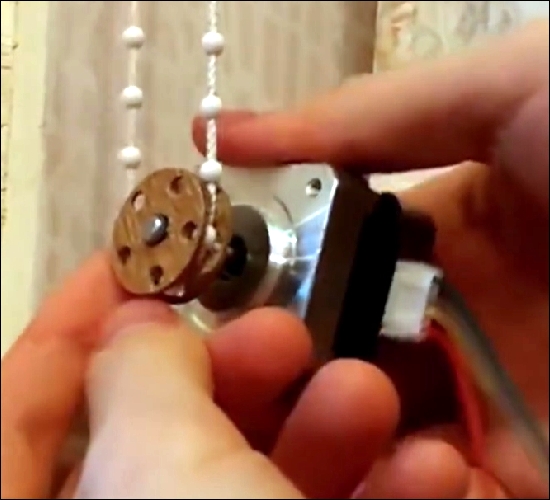 [버섯] 아두이노로 블라인드 자동으로 제어하기 Automatic electric roller blinds on the